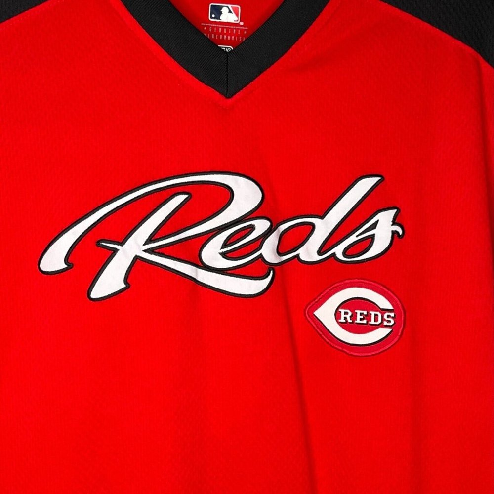 Cincinnati Reds Baseball Adult Men's Large Red V-Neck S/S Shirt MLB Genuine - Picture 3 of 5